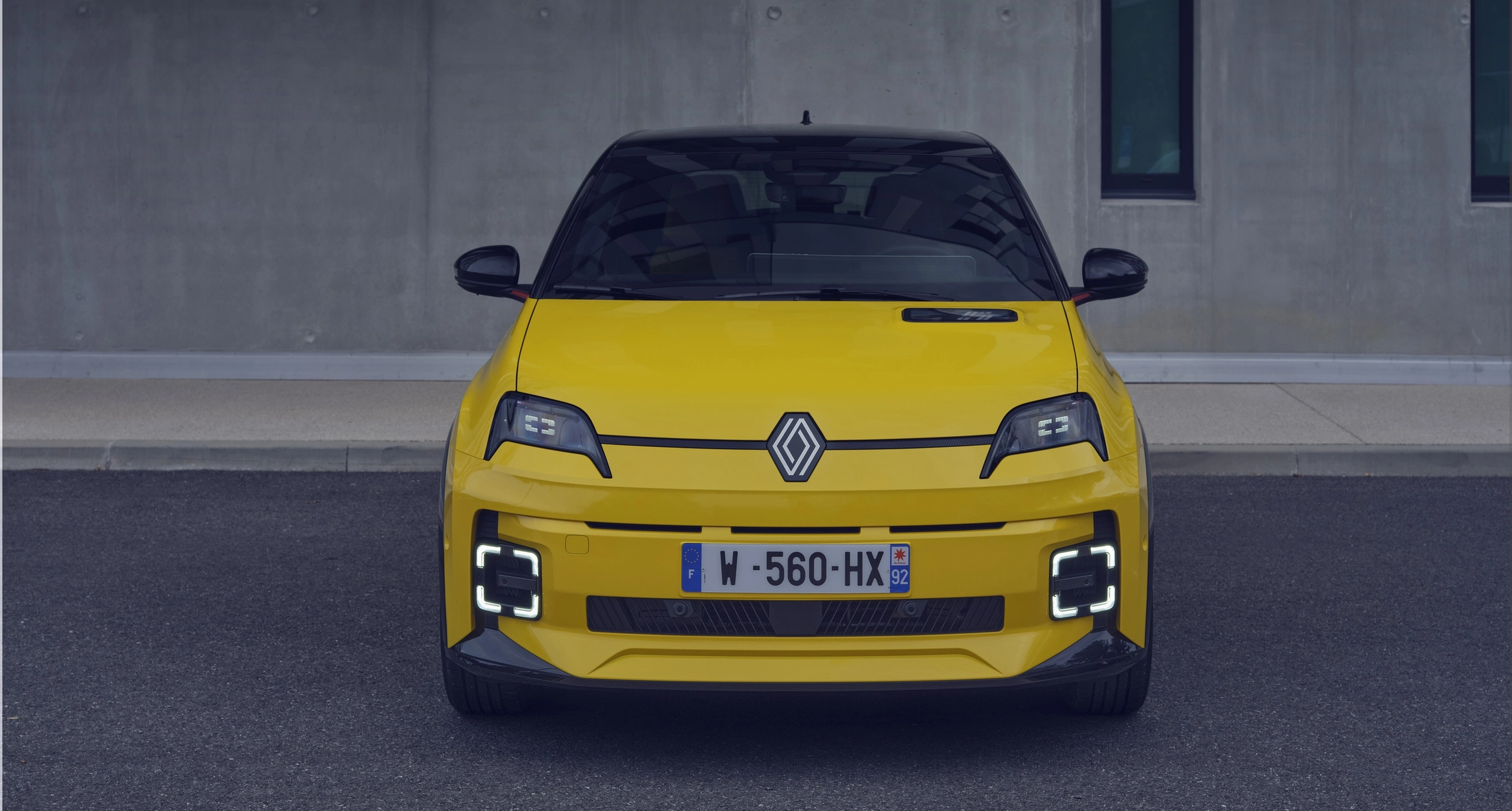 2026 Renault 5 E-Tech Review: Efficient Electric City Car